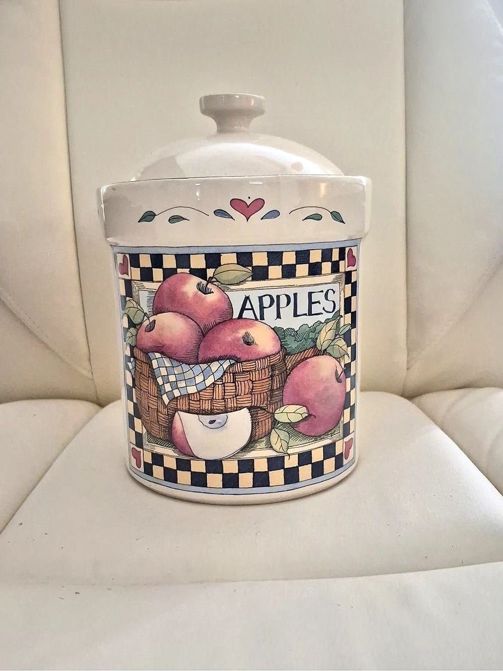 Vintage Susan Winget Apples canister Ceramic Apple Canister